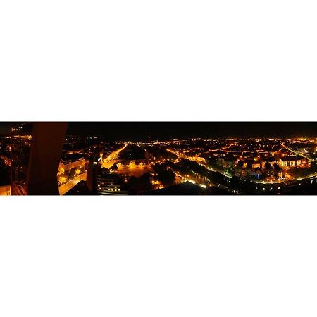 Skyhome Klaipėda Esterno foto